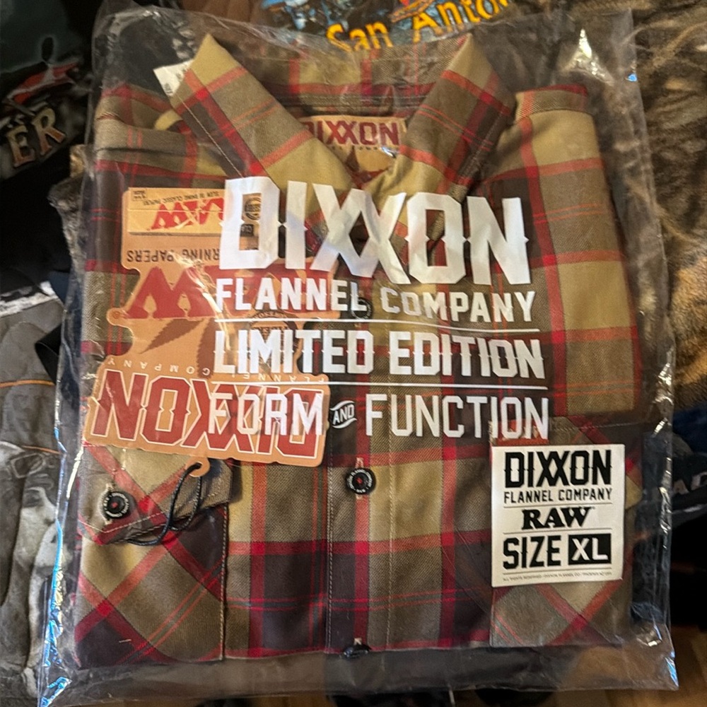 Dixxon flannel long sleeve XL